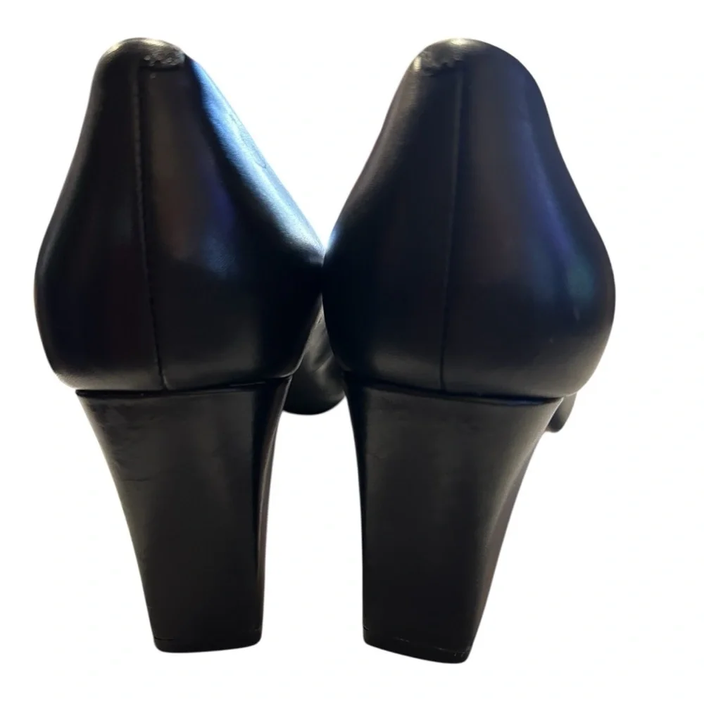Tory Burch Raleigh Black Block Heel Leather Pumps – Size 5.5